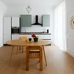 Bright Luxury Apartment-rome Lejlighed *