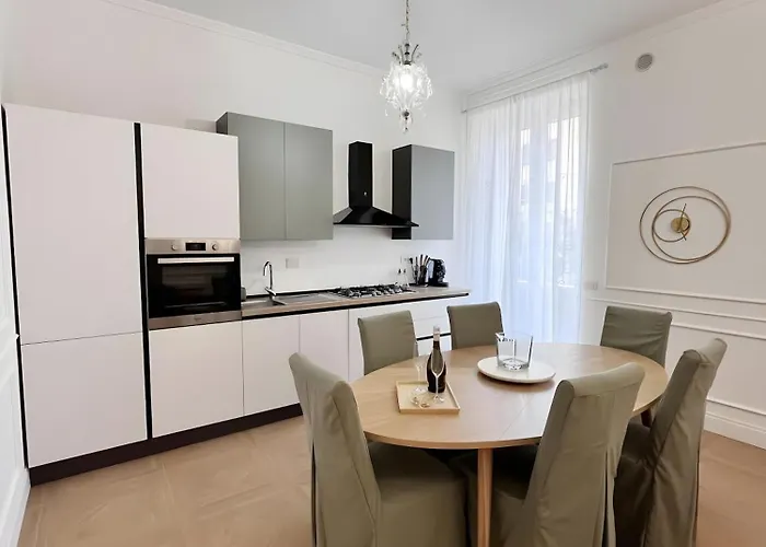 Bright Luxury Apartment-rome Apartment